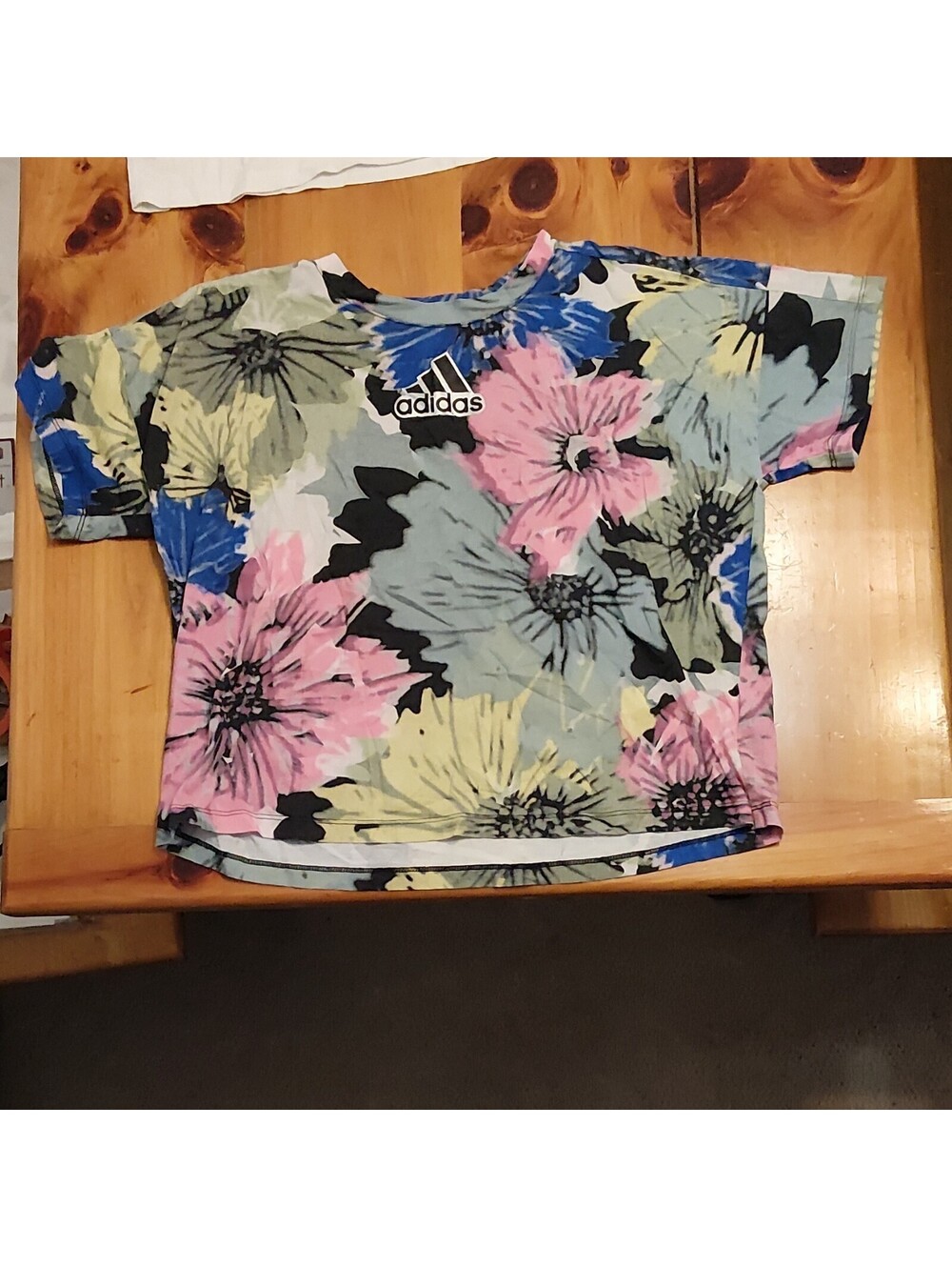 adidas Women's Floral Multicolor Loose Fit Lightweight Crew Neck Tee S